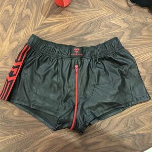 Maskulo Skulla Leatherette Jogging Shorts